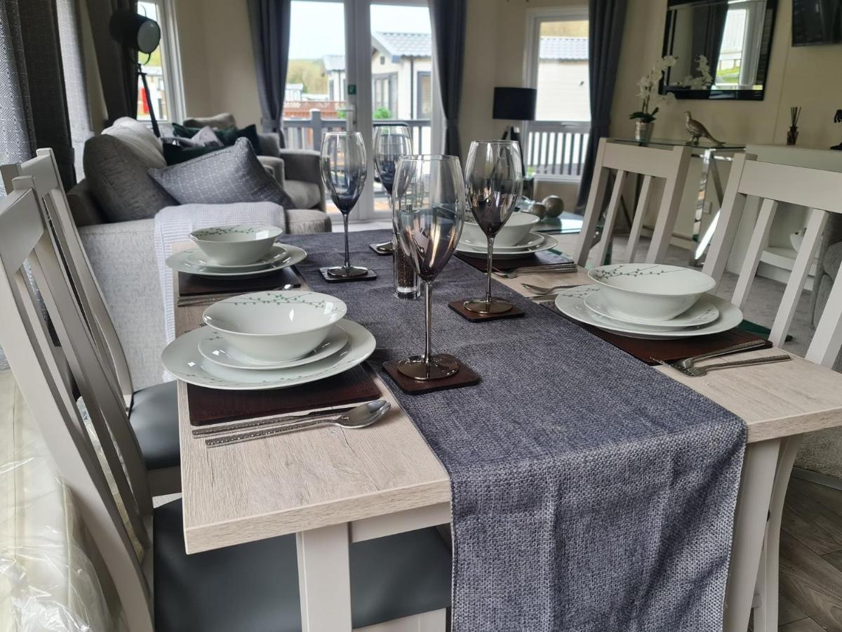 The Ceredigion - Plot 26, Woodlands Lodge Retreat, New Quay, West Wales Llanina Exterior foto